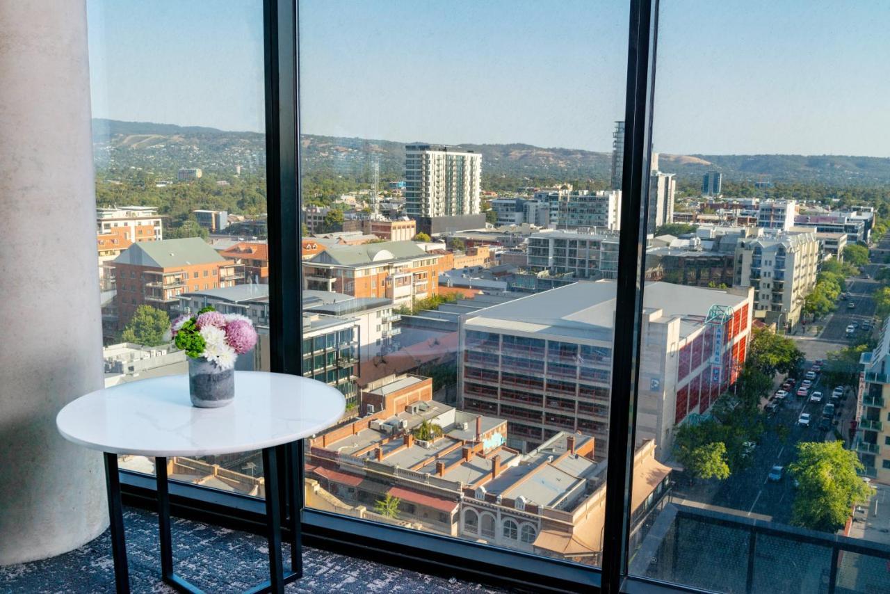 Crowne Plaza Adelaide By Ihg Otel Dış mekan fotoğraf