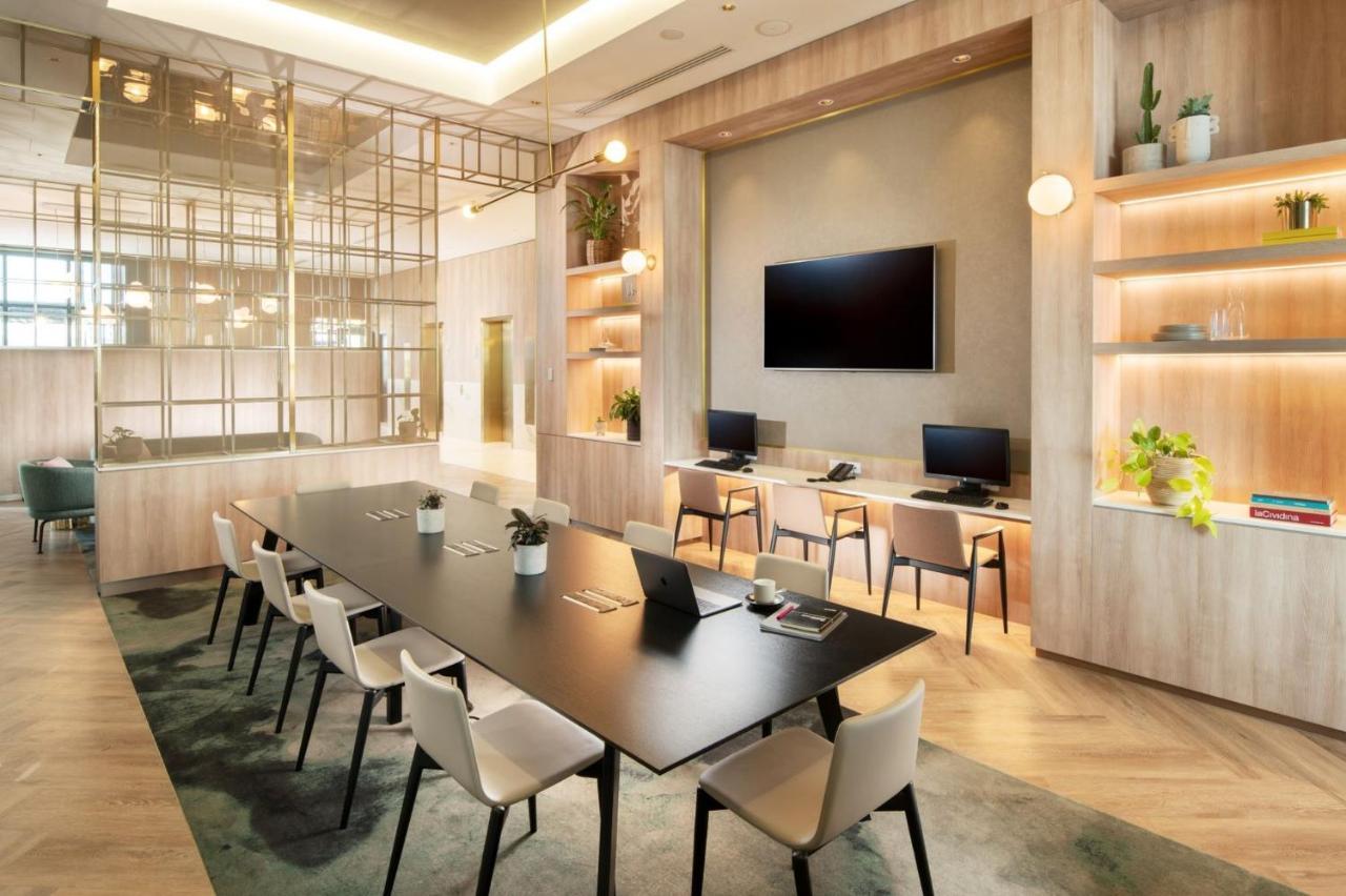 Crowne Plaza Adelaide By Ihg Otel Dış mekan fotoğraf