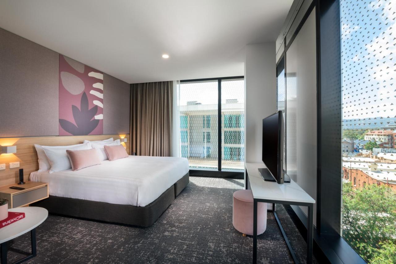 Crowne Plaza Adelaide By Ihg Otel Dış mekan fotoğraf