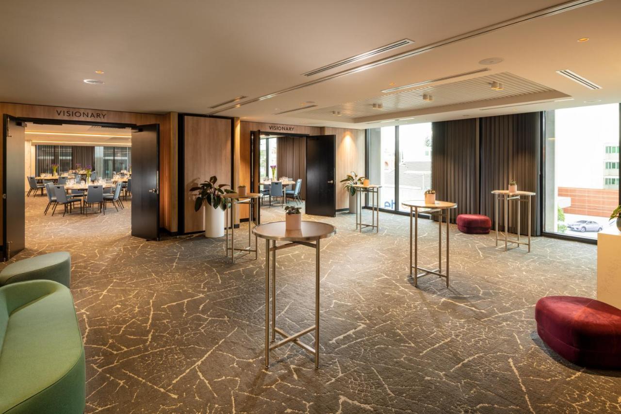 Crowne Plaza Adelaide By Ihg Otel Dış mekan fotoğraf