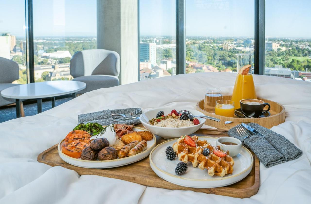 Crowne Plaza Adelaide By Ihg Otel Dış mekan fotoğraf