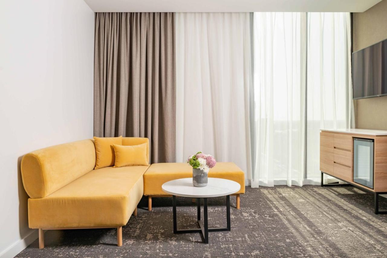 Crowne Plaza Adelaide By Ihg Otel Dış mekan fotoğraf