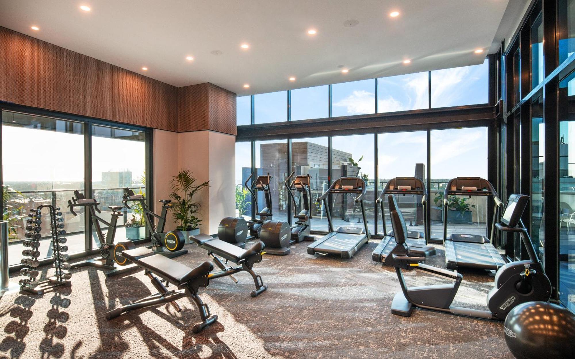 Crowne Plaza Adelaide By Ihg Otel Dış mekan fotoğraf