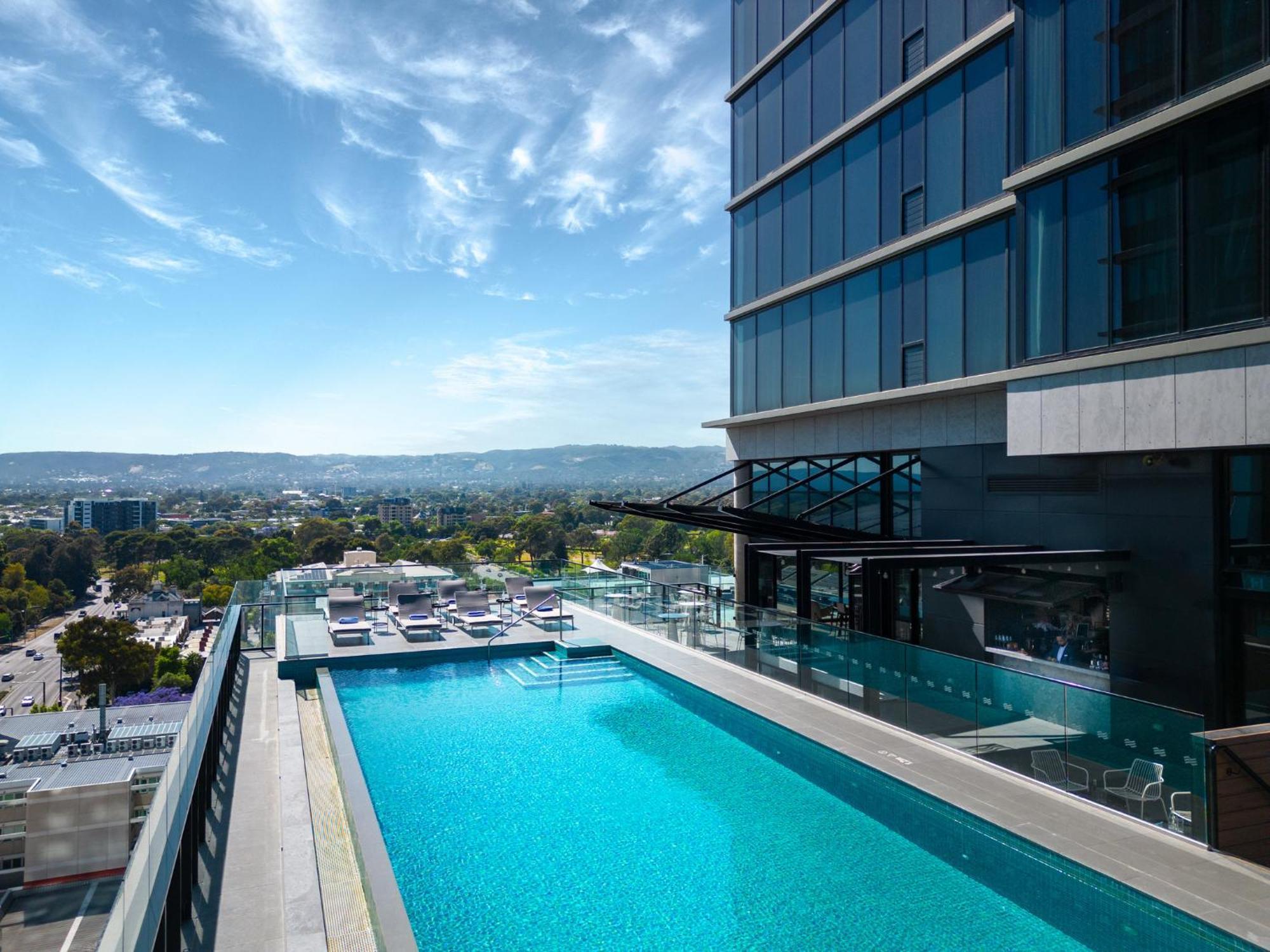 Crowne Plaza Adelaide By Ihg Otel Dış mekan fotoğraf